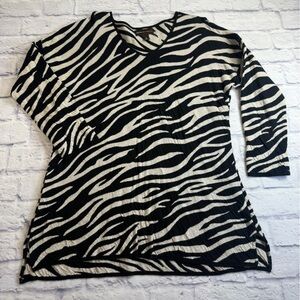 Dana Buchman Black/Cream Zebra VNeck, 3/4 Sleeve, Lightweight Sweater. Size XL.